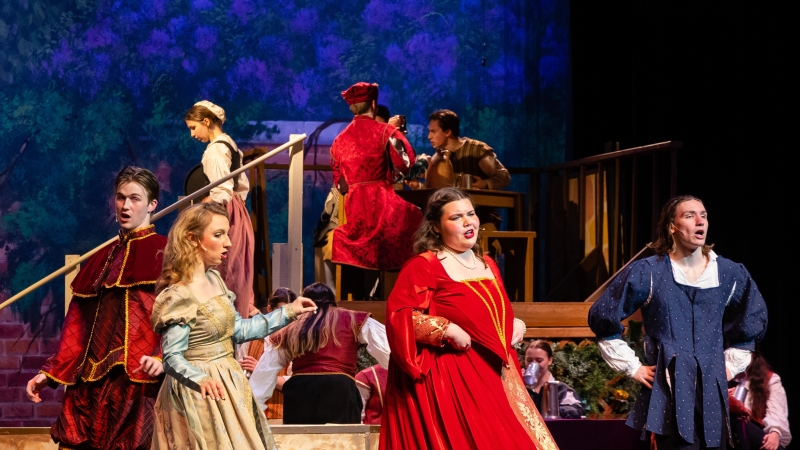 Kiss Me, Kate at Herndon High School