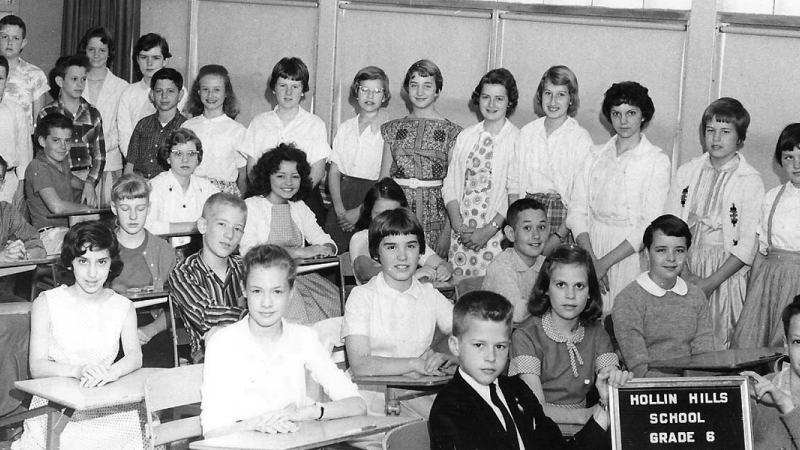 Black and white classroom group portrait of Mrs. Crist’s 6th Grade Class at Hollin Hills Elementary School in 1959