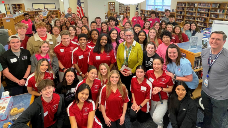 Dr. Reid at the Woodson HS Student Leadership Conference