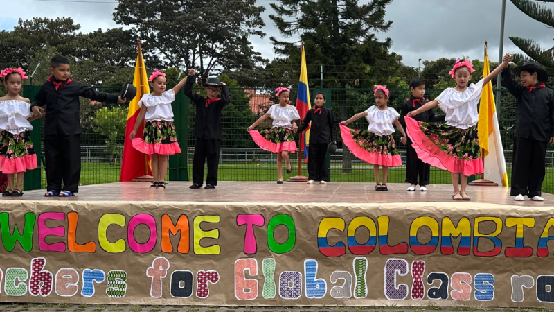 Colombia students welcome FCPS teachers to the Fulbright Teachers for Global Classroom program