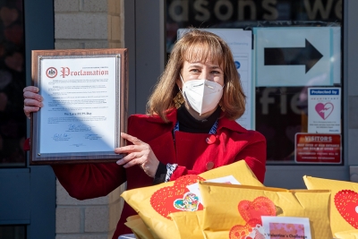 Ellen Mukai, principal at Brookfield Elementary, received valentines. 